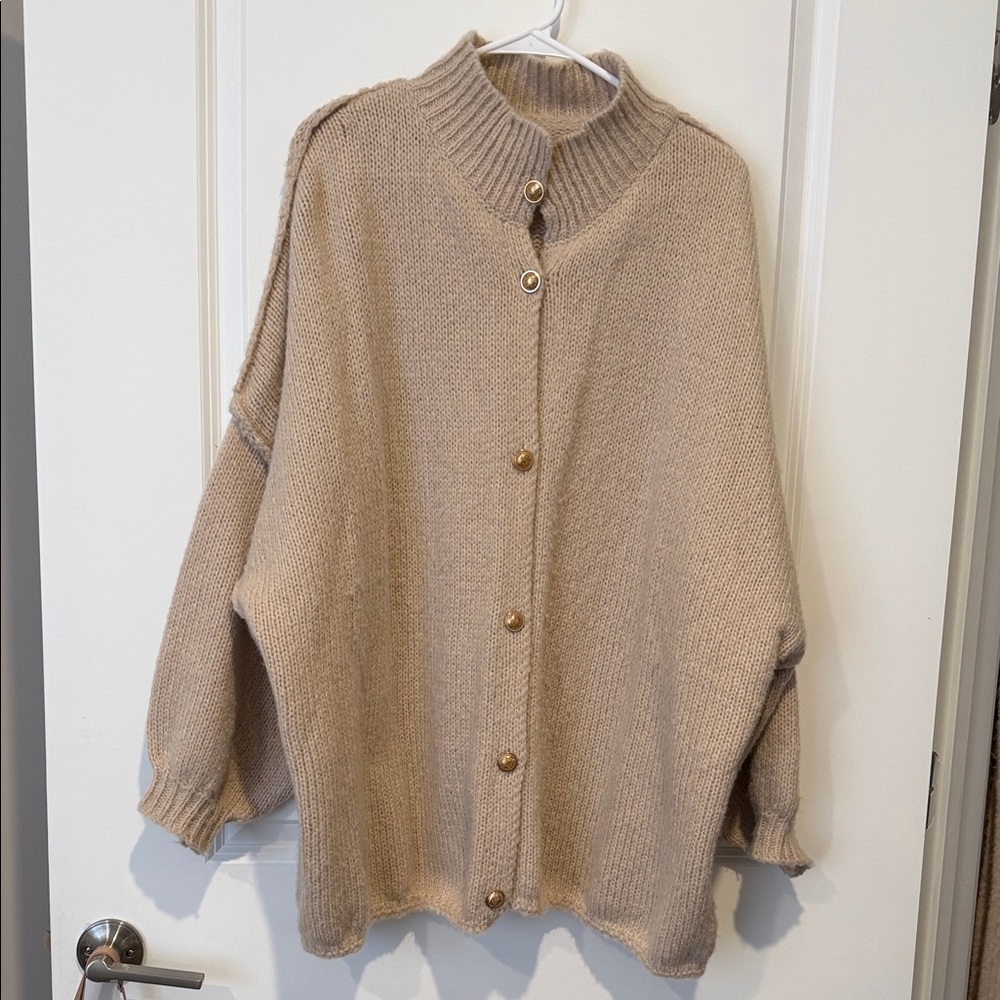 Button-Up cardigan
